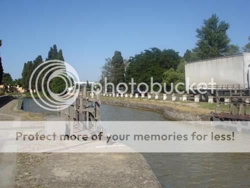 Canal de Midi en bicicleta - Blogs de Francia - ETAPA 3: 30 de Junio, de Carcassonne a Le Somail. 66 km (3)