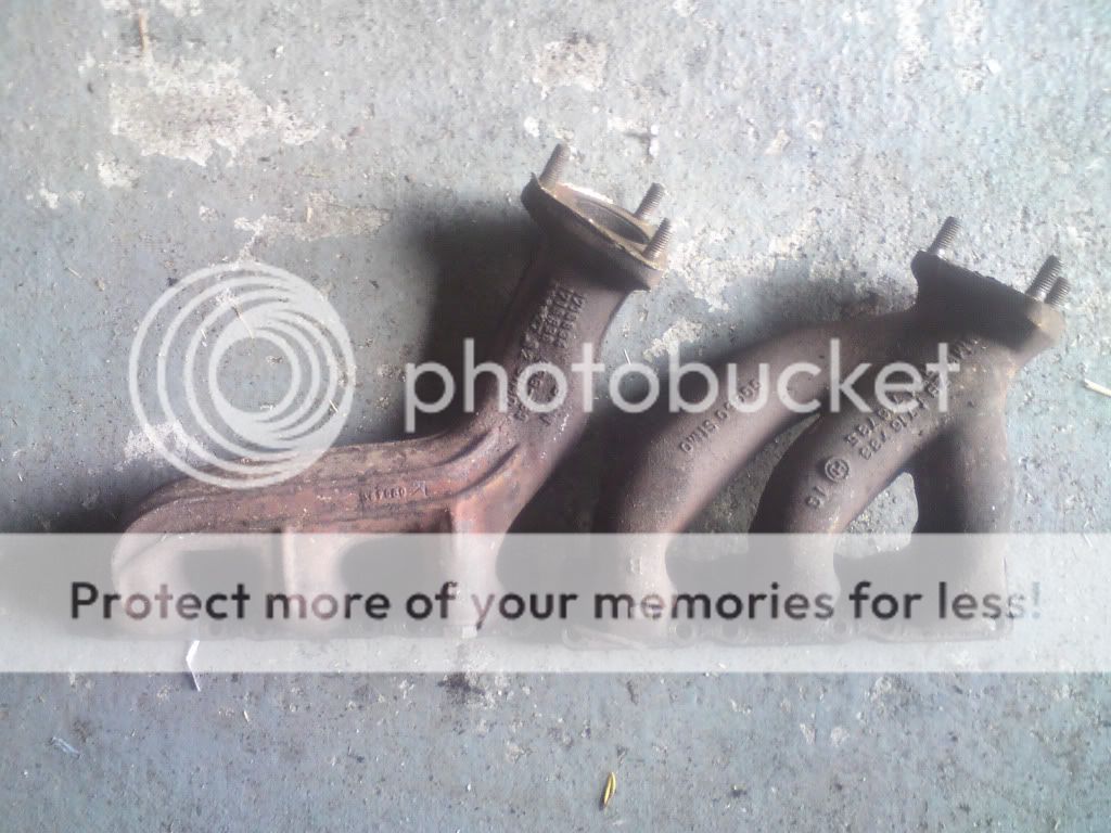 E34 Steering Wheel, Manifold, engine mounts and E36 bits BMWDriver