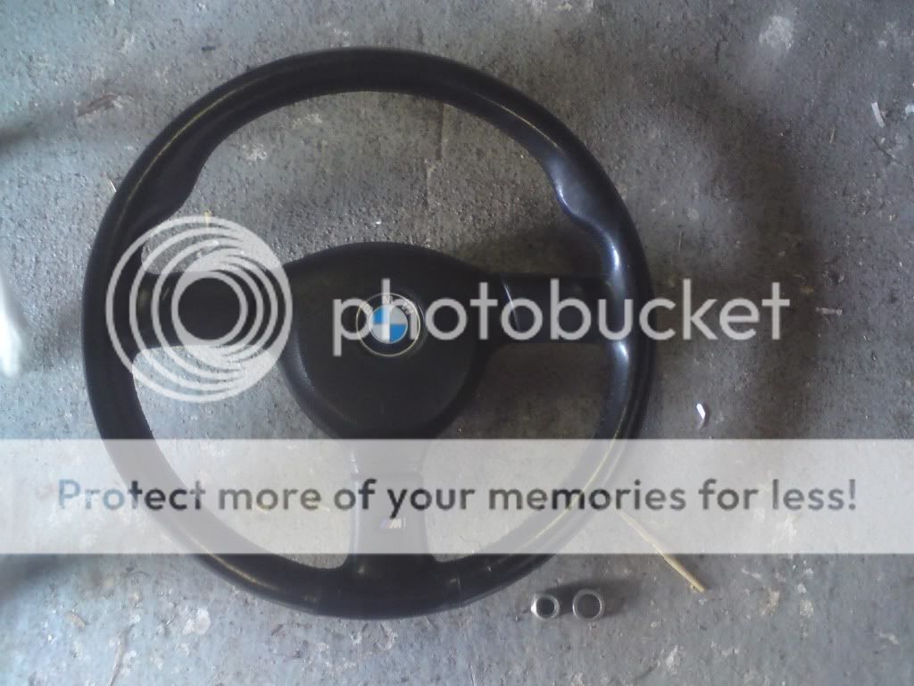 E34 Steering Wheel, Manifold, engine mounts and E36 bits BMWDriver