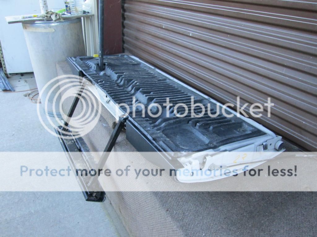 FORD F250 F350 SUPER DUTY TAILGATE REAR TAIL GATE OEM 2011 2012 w/ STEP